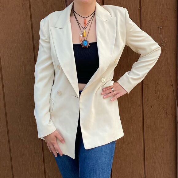 🍄 Cache White Cream Blazer - Picture 4 of 10